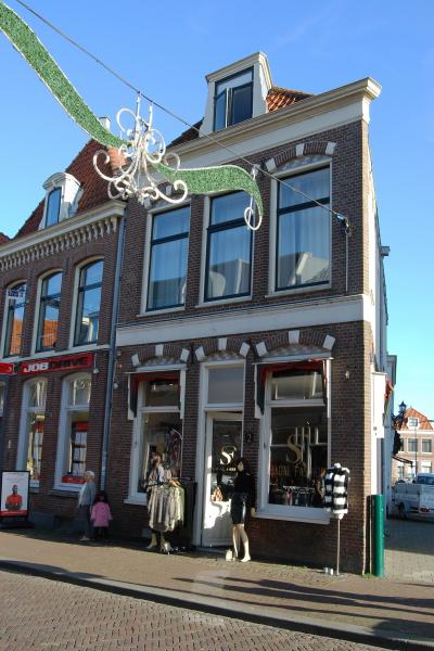 Hoorn - Nieuwstraat 2, 2 rood