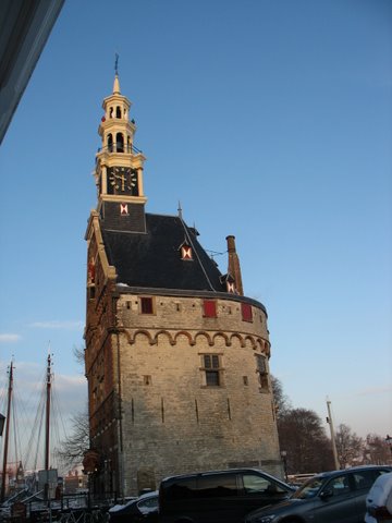 De toren gezien vanuit het zuiden.