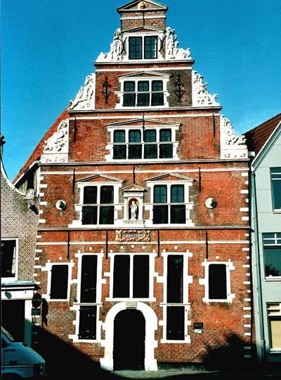 Sint Jans Gasthuis of Boterhal in Renaissancestijl (RM), Kerkplein; 1563